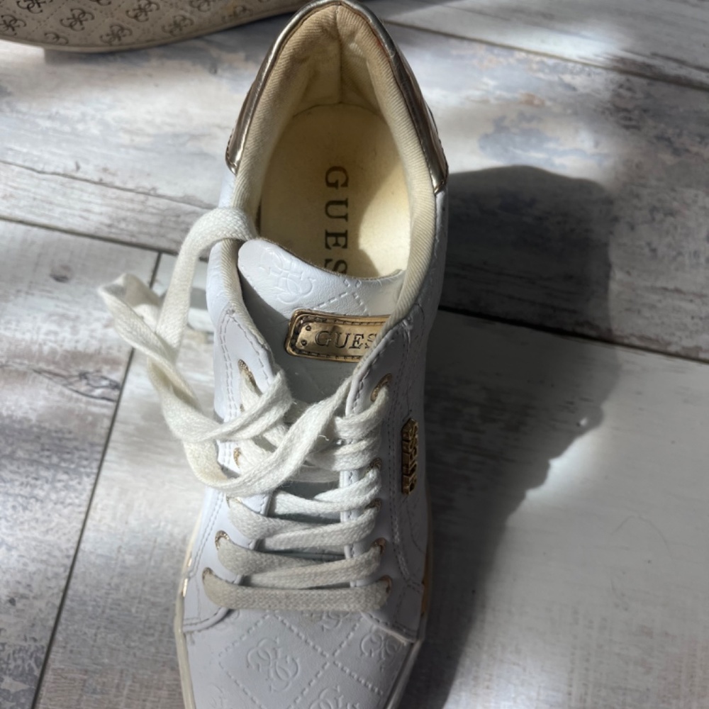 sneakers - Picture 6 of 8